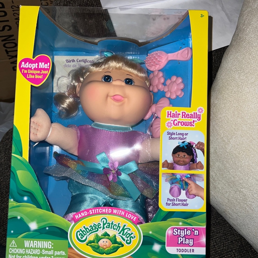 Cabbage Patch Kids Style& Play Toddler Doll